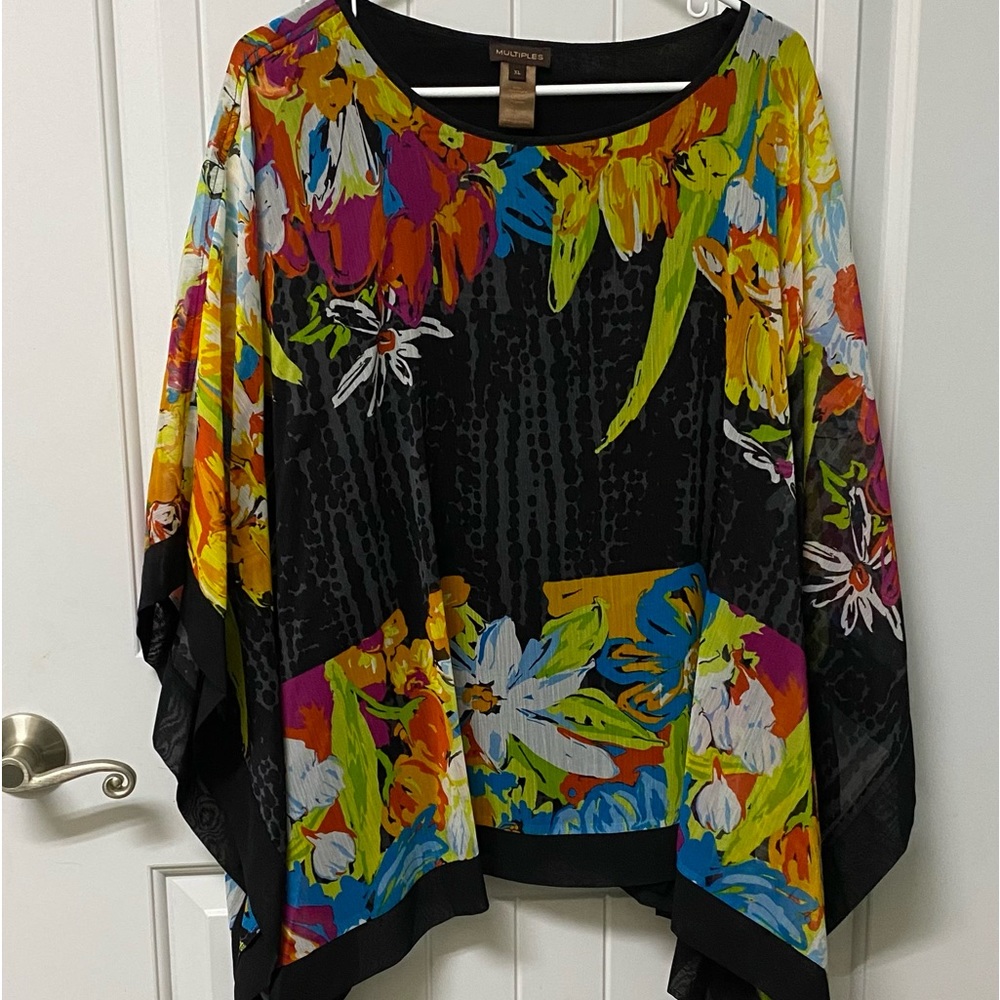 Great tunic, worn once. 1x